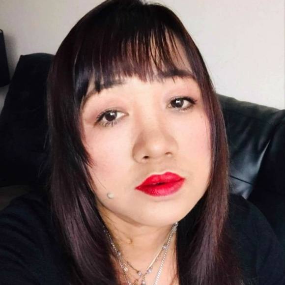 Poshmark profile picture for @kala